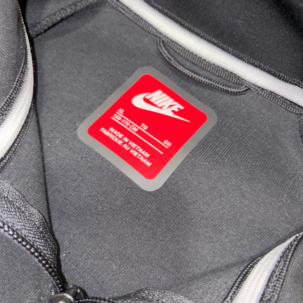 Nike Sportswear Tech Fleece Black & White Reflective