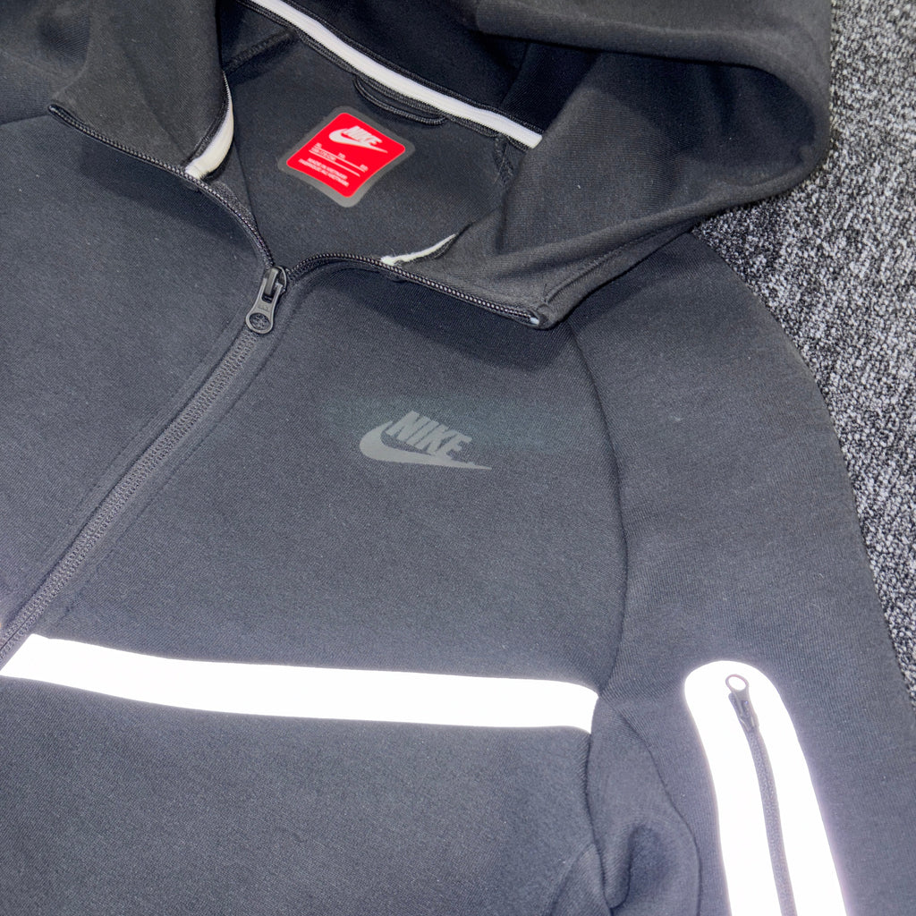 Nike Sportswear Tech Fleece Black & White Reflective